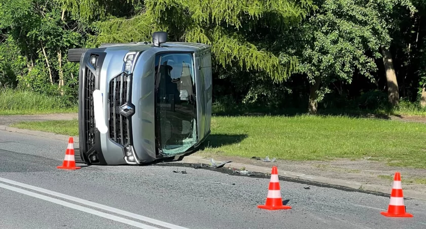 Wymusiła pierwszeństwo przejazdu