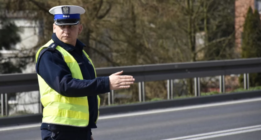 Udostępnił samochód 22-latce bez prawa jazdy. Oboje poniosą konsekwencje
