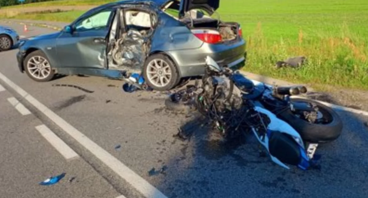 Tragiczny wypadek w Sobiesękach  – nie żyje motocyklista
