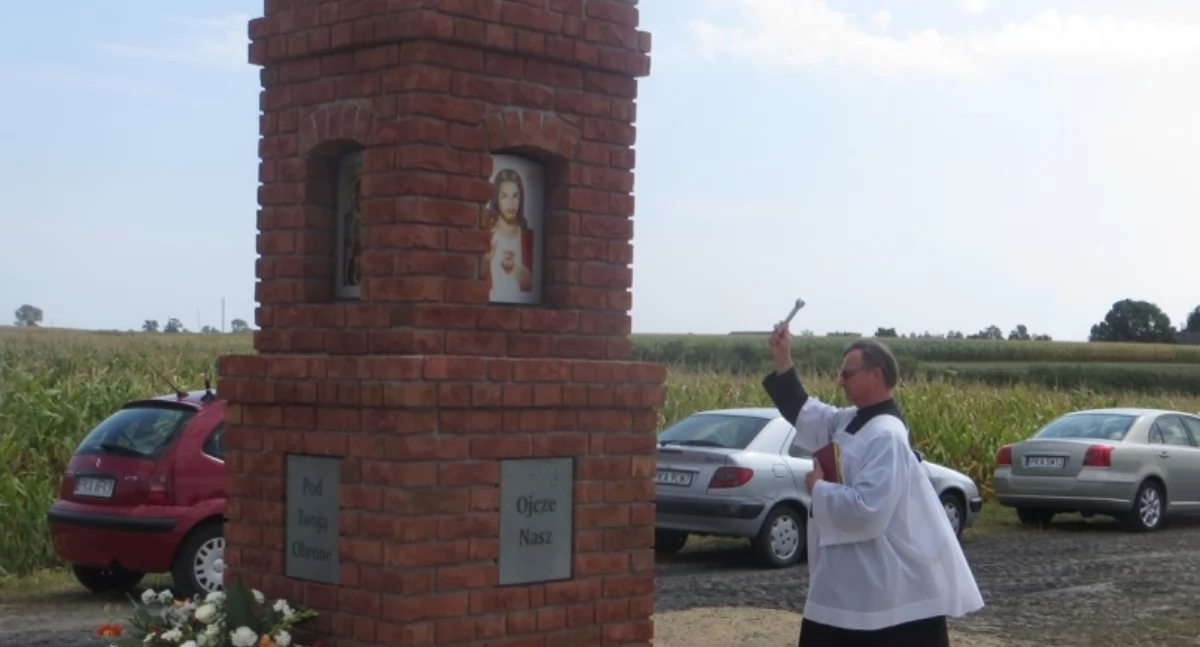 Kapliczka w Blizanówku w nowej odsłonie