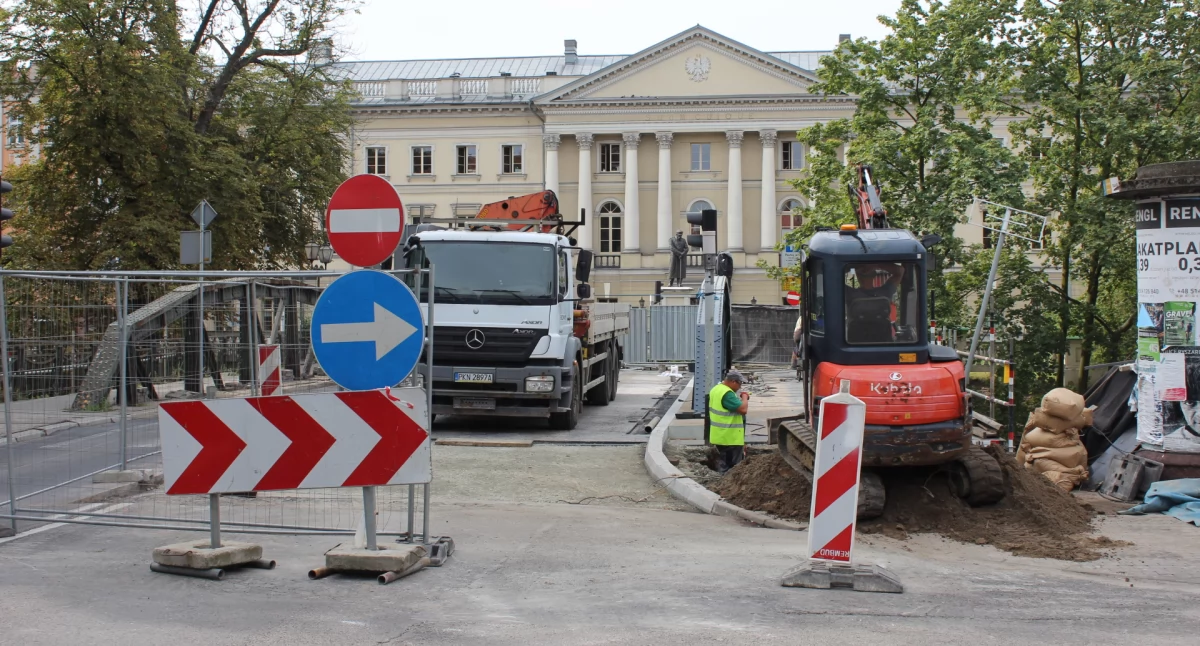 Remont Mostu Trybunalskiego na półmetku