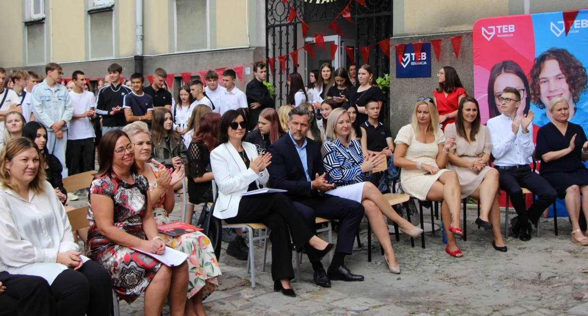 Inauguracja roku szkolnego w kaliskim TEB Edukacja