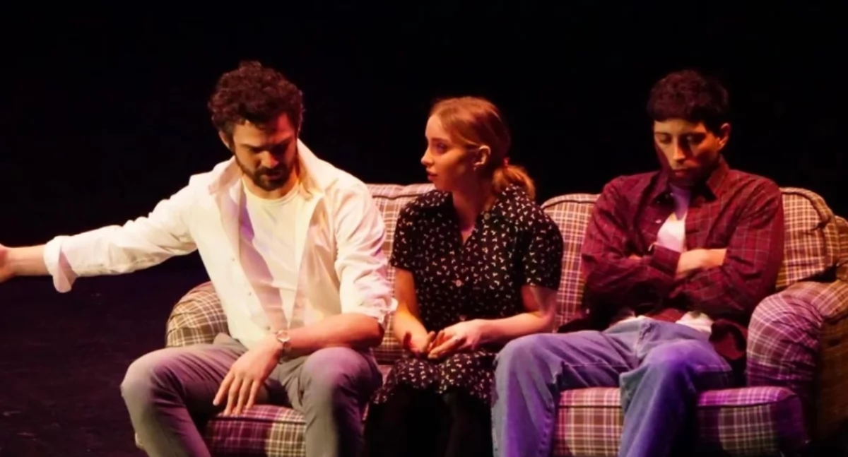 Kaliszanka Julia Wosiak i Our House: Sukces Sztuki Our House na Scenie Off-Broadway w Nowym Jorku