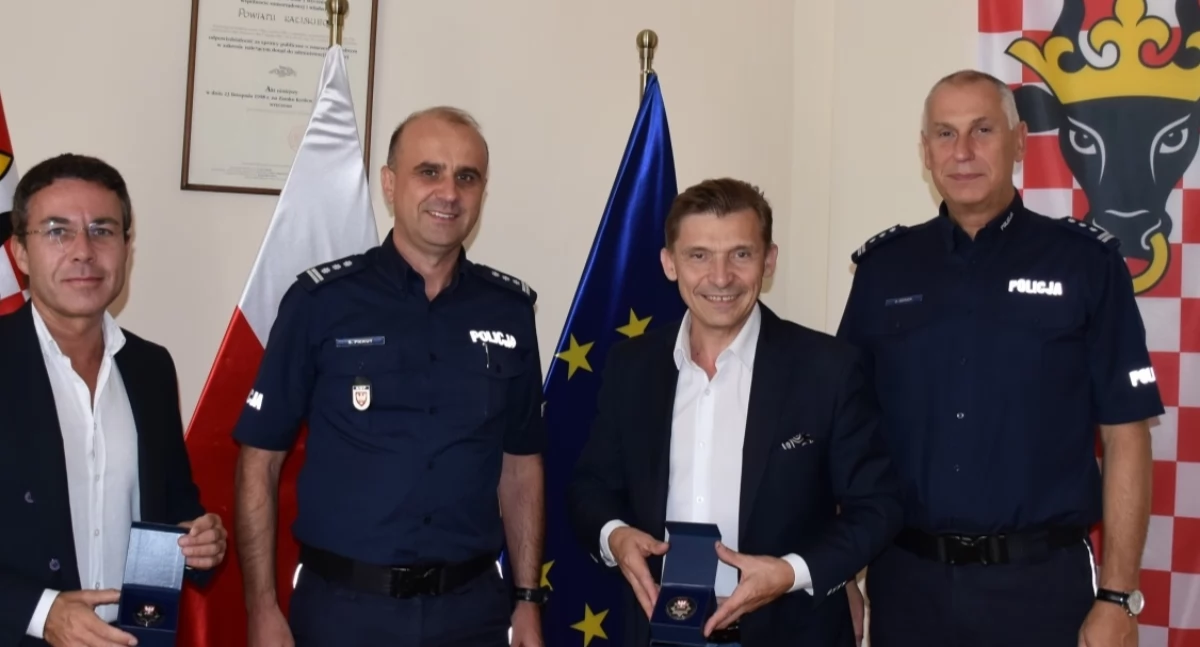 Policja podziękowała za współpracę włodarzom Kalisza i starostwa kaliskiego 