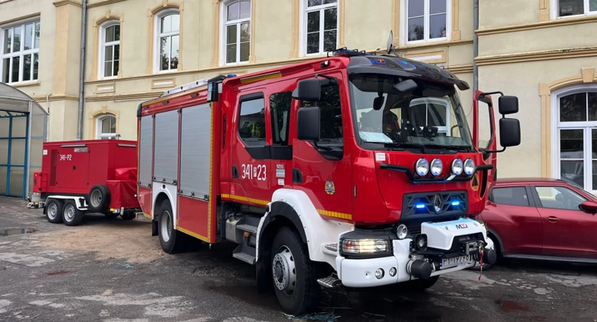 Kaliscy strażacy walczą z powodzią w Kłodzku