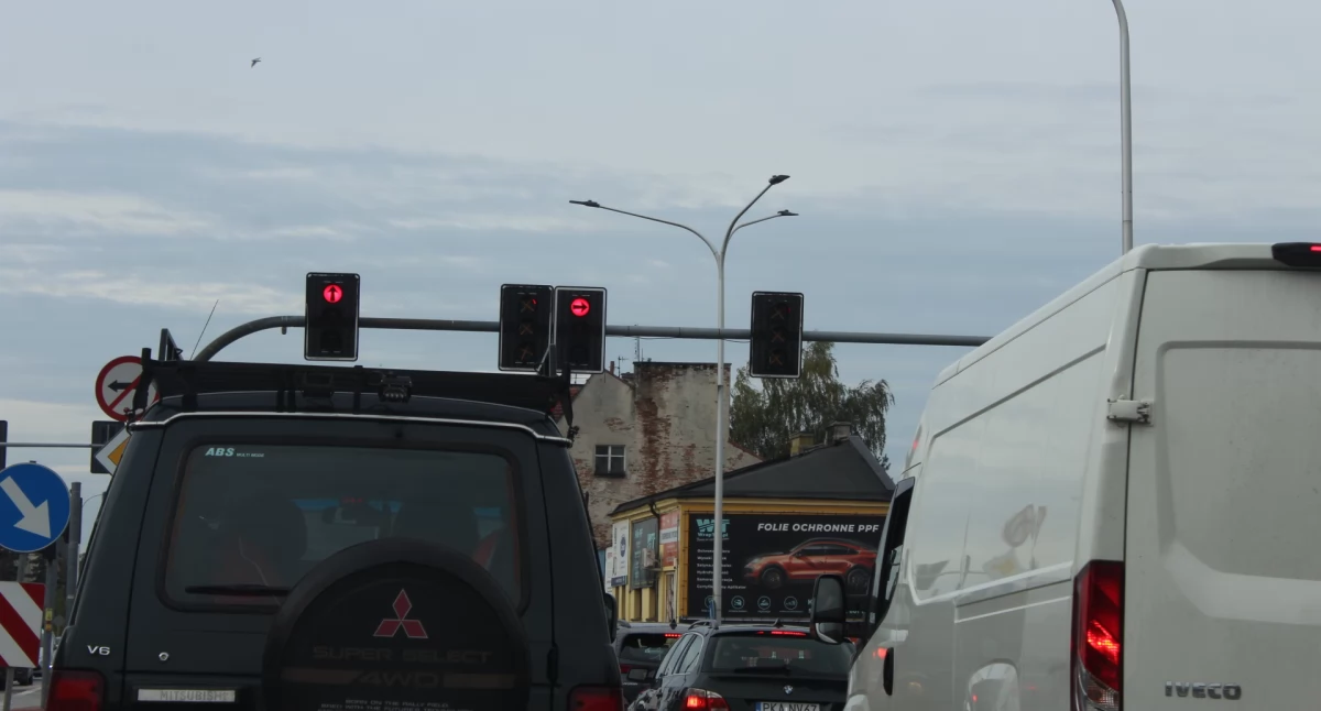 Sygnalizacja przy Galerii Amber do poprawy!