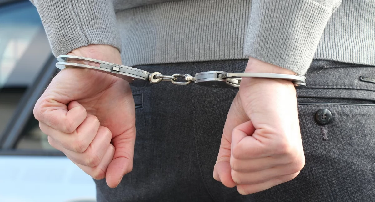 Wyrywał kobietom torebki na ulicy. Zuchwały złodziej w rękach policji