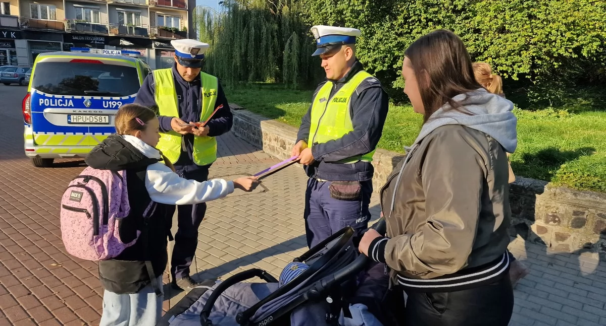 Kaliska policja zachęca do noszenia odblasków. Również w mieście