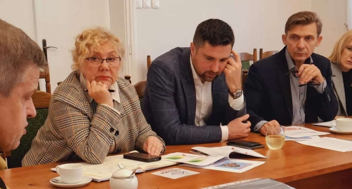 O wyzwaniach w regionie na spotkaniu w kaliskim starostwie