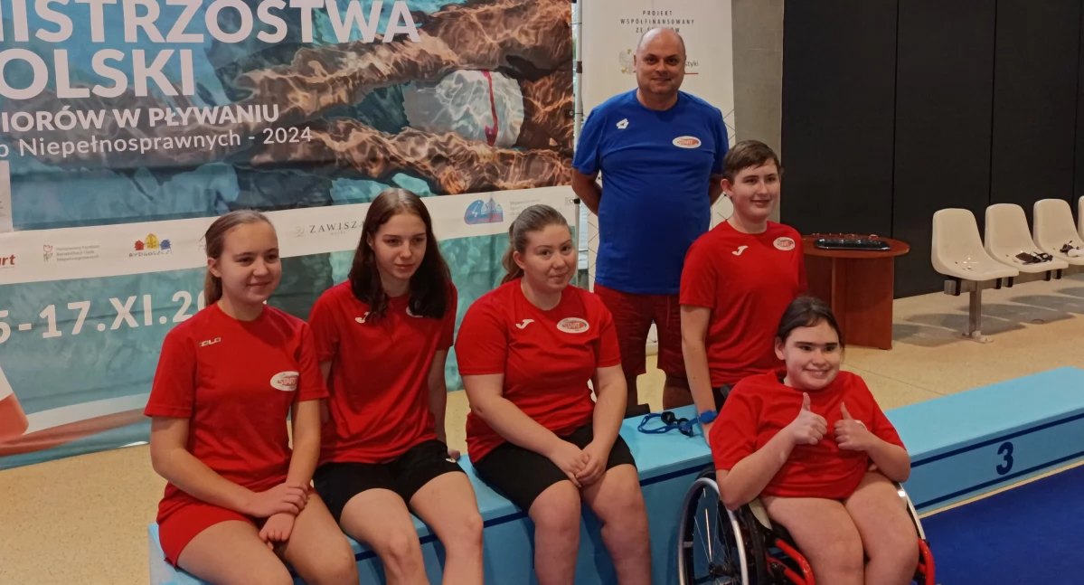Mistrzowskie pływanie KSN Start