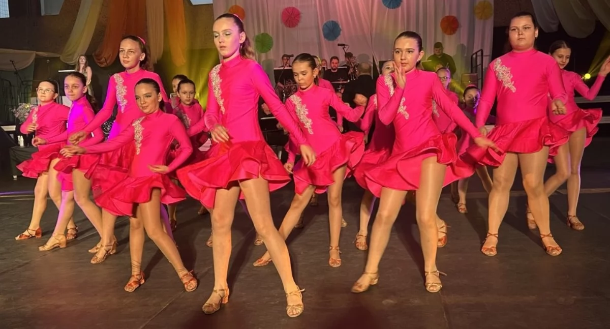 W Liskowie Gminny Dzień Kobiet w rytmach latino – największa impreza w powiecie kaliskim