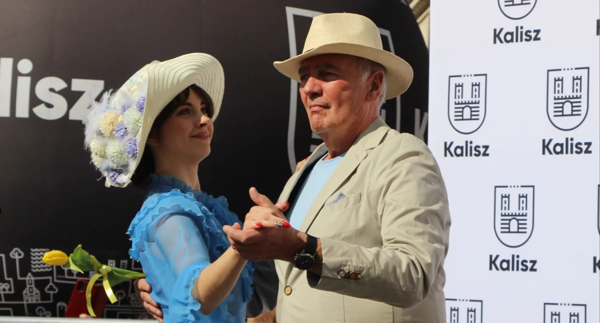 Kaliszanie wspólnie z Karolem Strasburgerem tańcem i śpiewem przywitali wiosnę