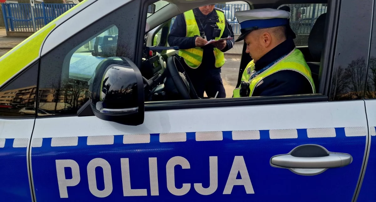 Jechał bez prawa jazdy i niesprawnym autem. Kaliszanin słono za to zapłaci