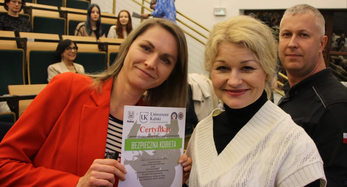 „Bezpieczna Kobieta” – certyfikaty rozdane 