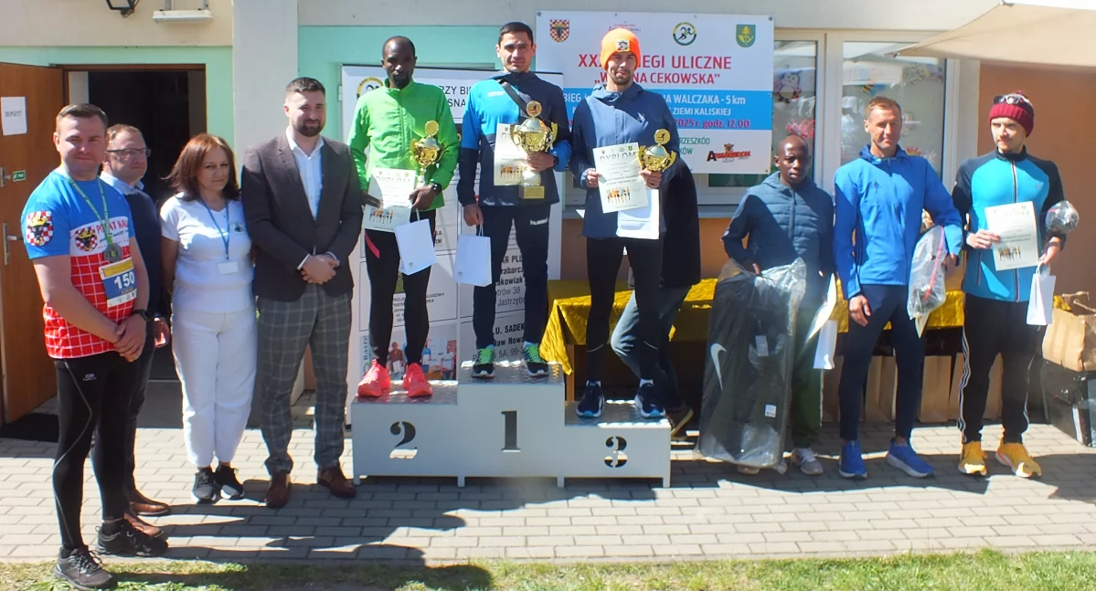 Międzynarodowe podium w Cekowie