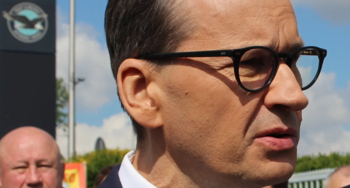 Były premier skomentował sprawę mieszkania Karola Nawrockiego