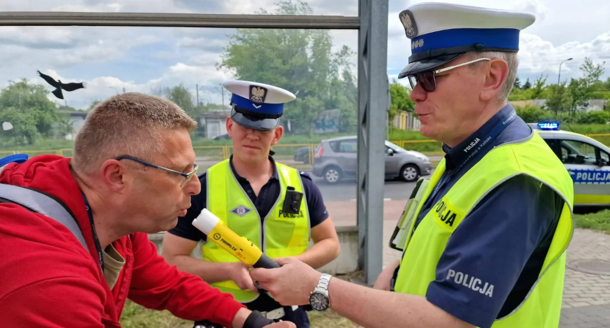 Policyjne kontrole rowerzystów i użytkowników hulajnóg elektrycznych