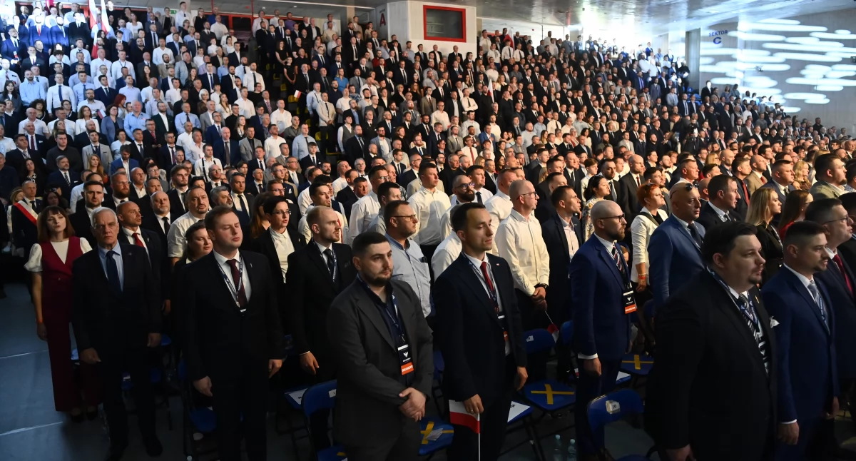 Kongres wyborczy w Kaliszu. Krzysztof Bosak ponownie wybrany prezesem Ruchu Narodowego