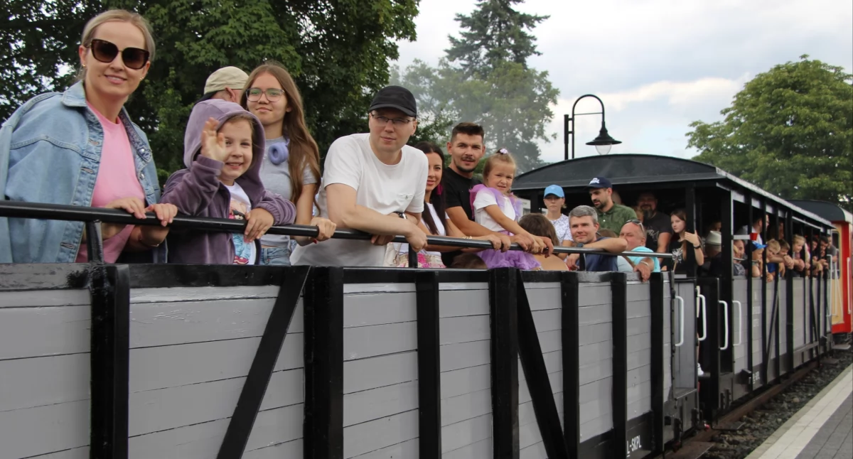 „Ciuchcią” ze Zbierska do Petryk i Goliszewa