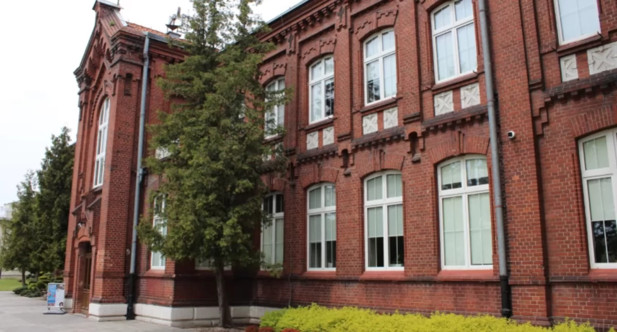 Oświadczenie Akademii Wymiaru Sprawiedliwości w sprawie jednego z nauczycieli akademickich