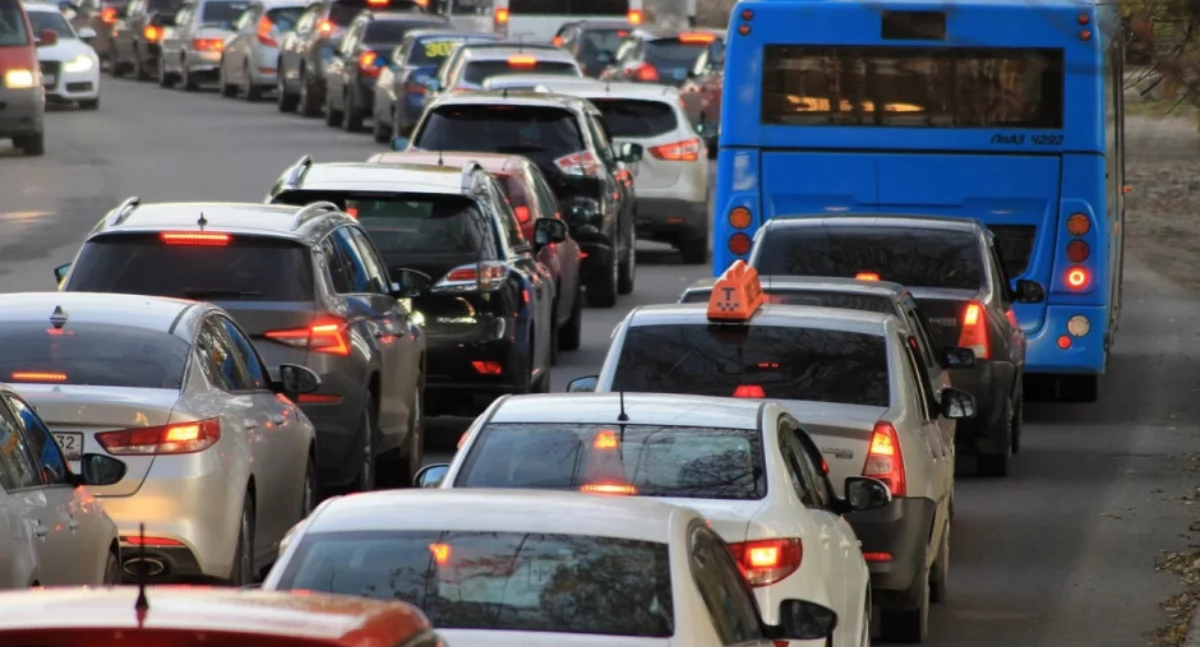 Na Zachodzie likwidują Strefy Czystego Transportu, w Polsce... wprowadzają