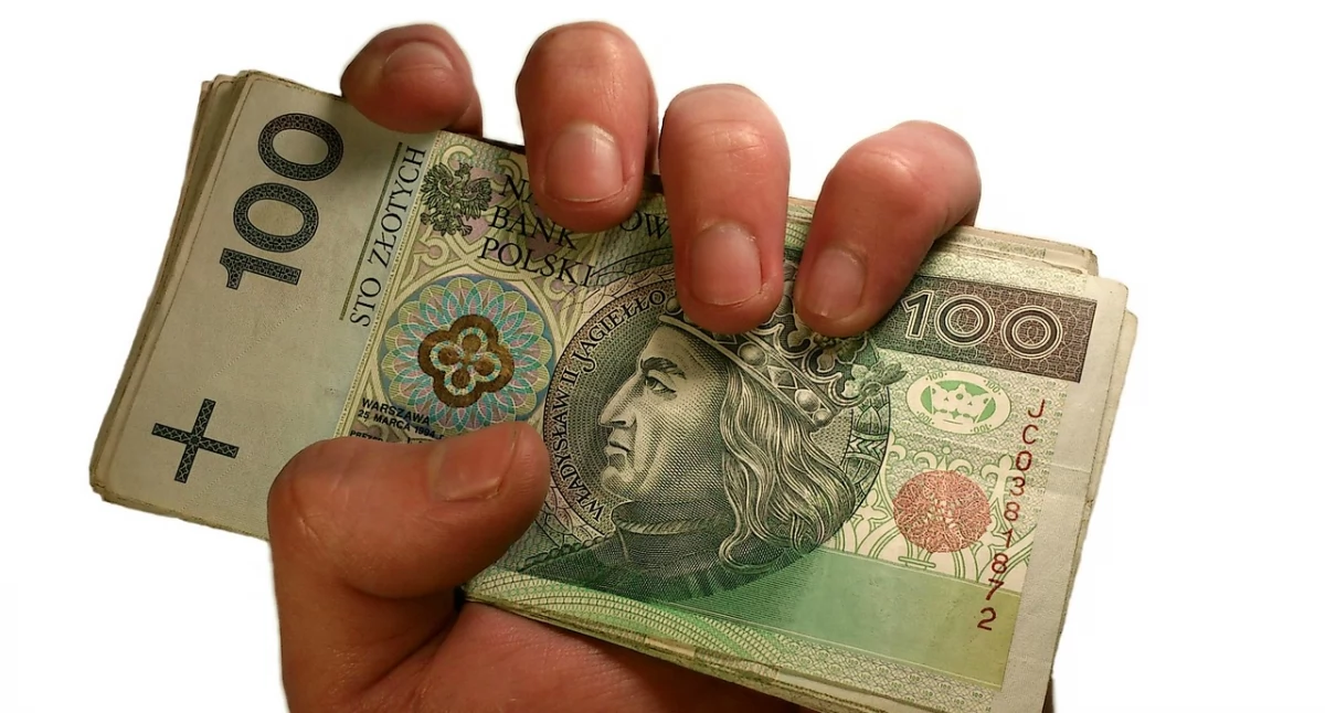 Gotówka pewniejsza niż płatności cyfrowe