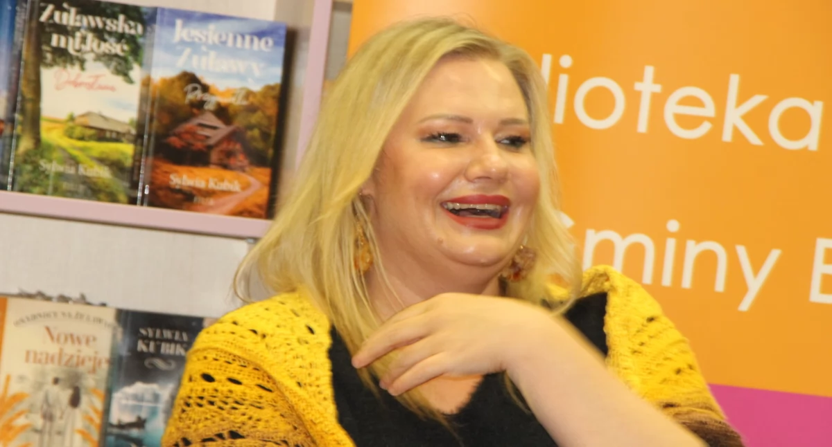 Sylwia Kubik, autorka bestsellerowych powieści w Brzezinach - co za  spotkanie 