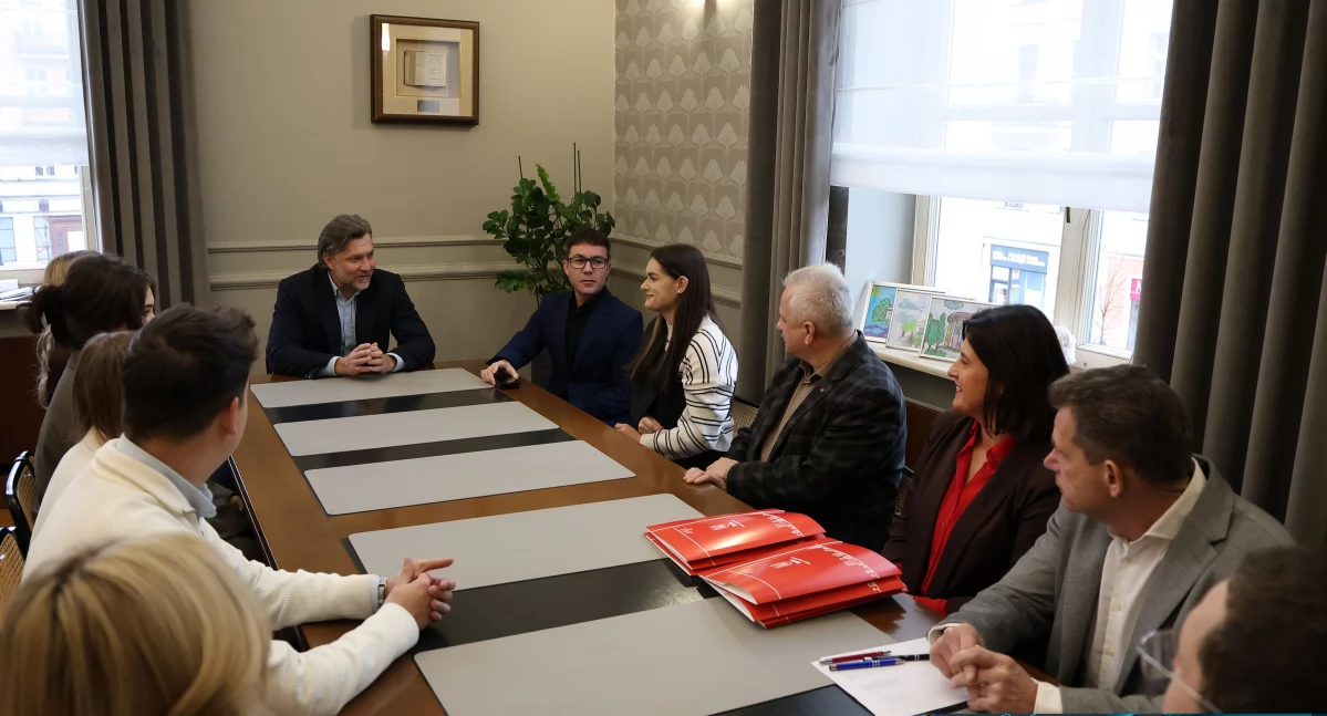 Młodzi kaliszanie otrzymali klucze do mieszkań