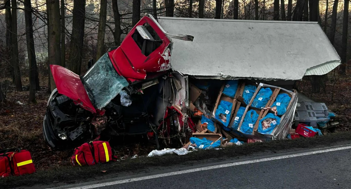 Zderzenie busa, ciężarówki i osobówki w Zbiersku