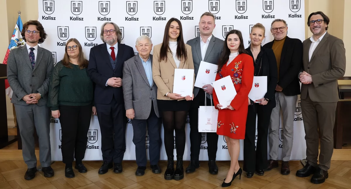 Nagrodzono laureatów konkursu na najlepsze prace dyplomowe dotyczące Kalisza 