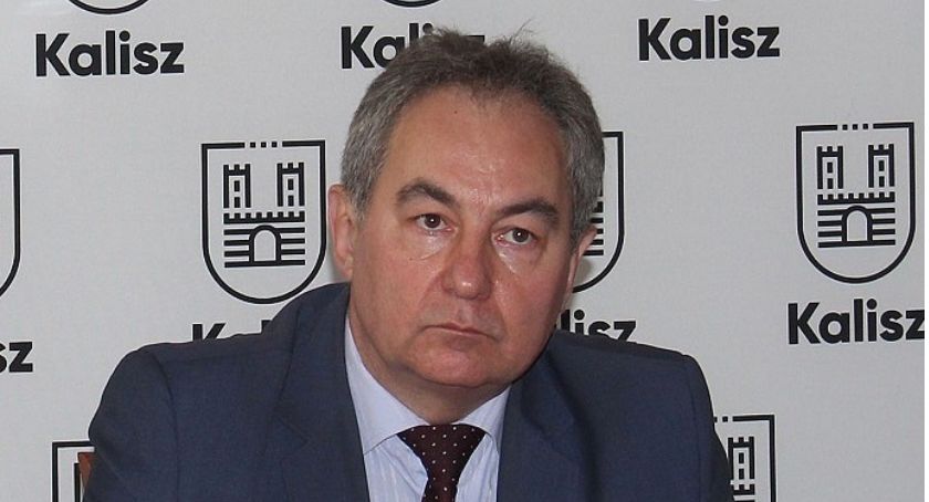             Nauczycielskie pensje okroją w ratach 