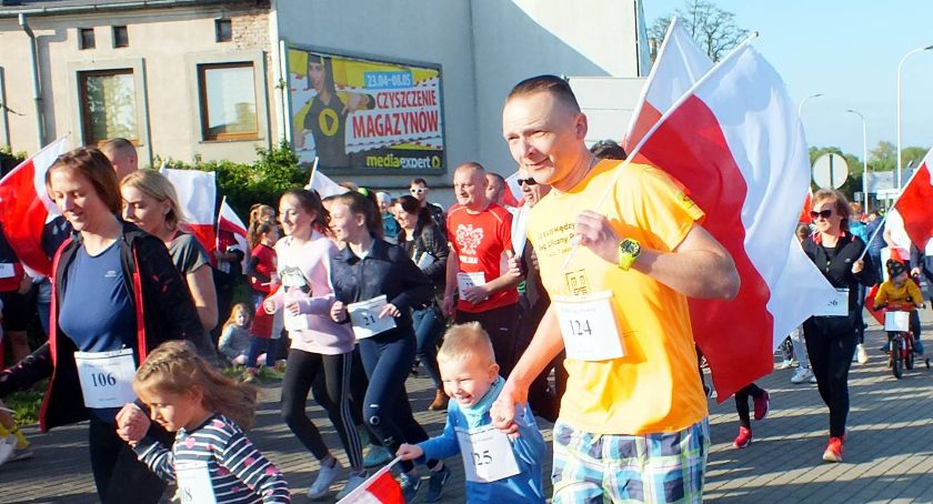 Mieszkańcy Kalisza wzięli udział w 11. Biegu z Flagą - zdjęcia