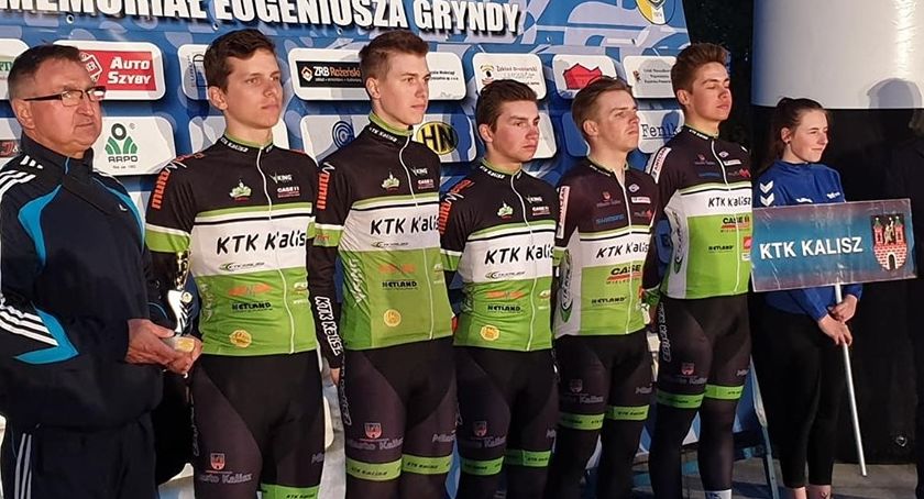 W międzynarodowym peletonie