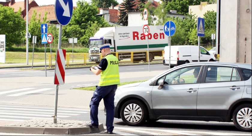 Potrącenie kobiety na ulicy Nowy Świat 