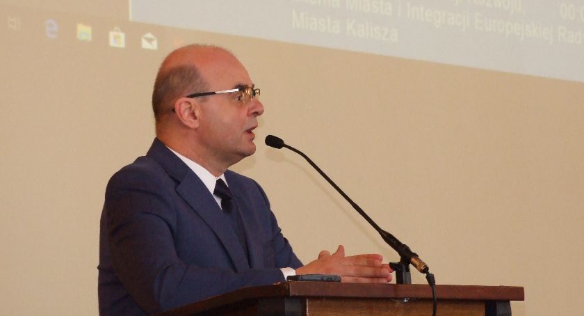 Walczyć z gołębiami, to jak z wiatrakami