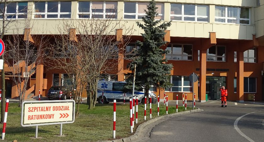 Szpital w Kaliszu – miasto dofinansuje zakup nowego ambulansu i sztucznej  nerki 
