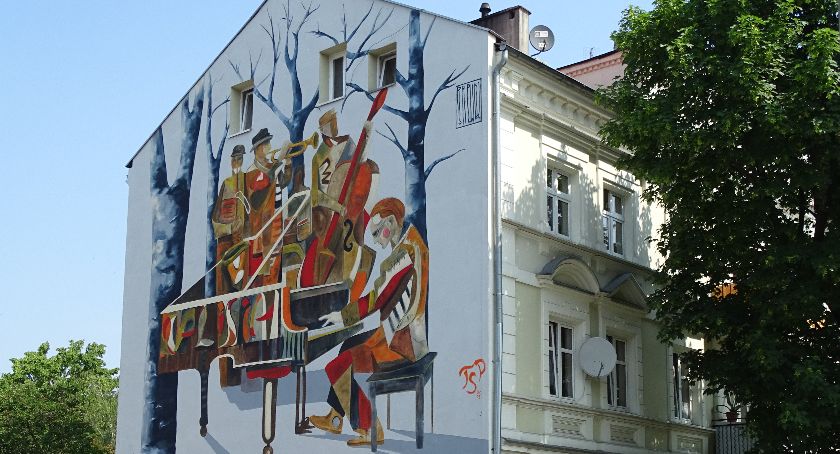 Mural na kamienicy przy ulicy Górnośląskiej 9 uroczyście odsłonięty 
