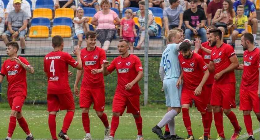 Piłkarze KS Opatówek zakończyli sezon w IV lidze. „Kosa” nadal będzie grać na tym poziomie rozgrywek
