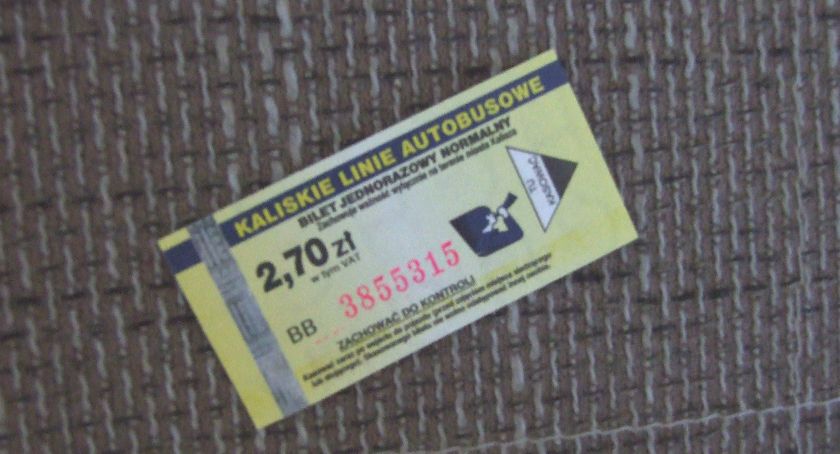 Seniorzy nie tracą uprawnień do bezpłatnych przejazdów KLA