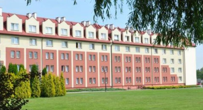 Funkcjonariusz wypadł z okna w Centralnym Ośrodku Szkolenia Służby Więziennej