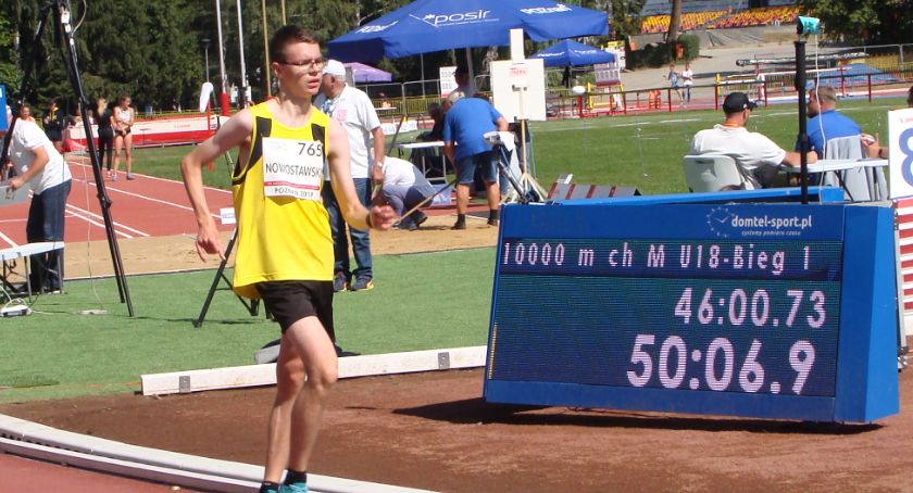 Chodziarz z Kalisza na podium OOM