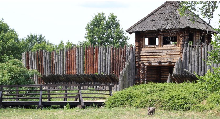 Rezerwat archeologiczny Zawodzie zaprasza na warsztaty. Także w dzisiejszą niedzielę 