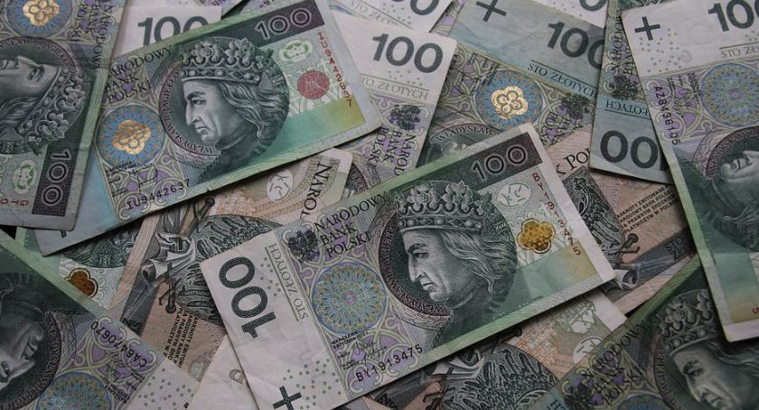 Rząd wydaje pieniądze, ile trafia do Kalisza?