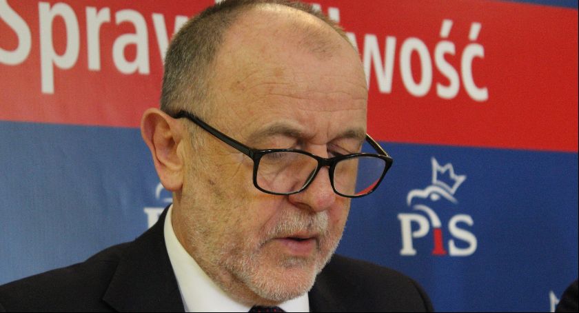 Poseł Mosiński wyjaśnia na jakim etapie jest obwodnica