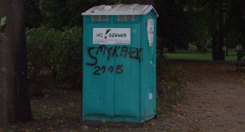 „Babcie klozetowe” zbankrutowały