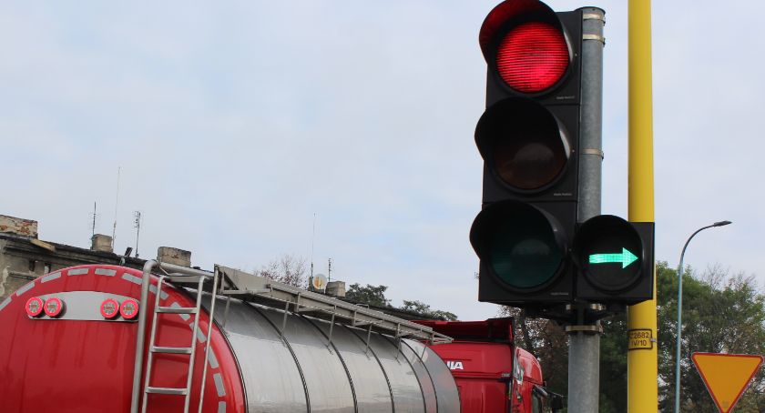 Kierowcy, uwaga na zielone strzałki!