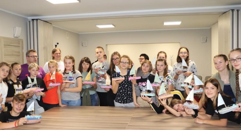 „ Znajdźmy wspólny język”- Noc w blizanowskiej bibliotece