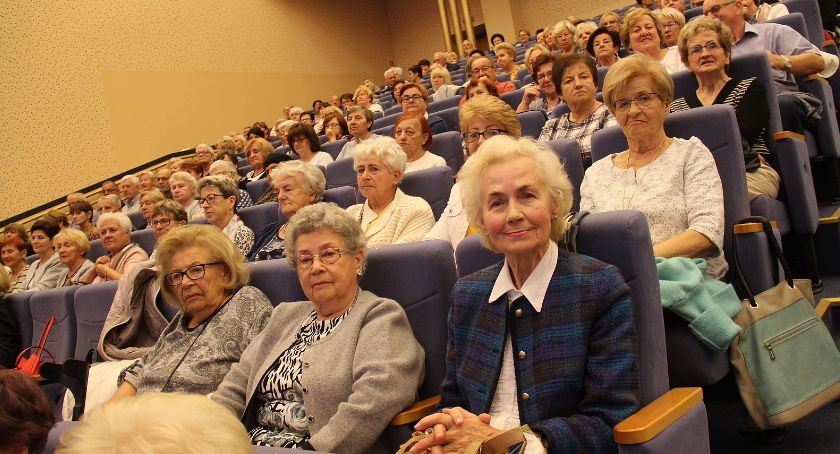 Inauguracja roku akademickiego na Uniwersytecie Trzeciego Wieku