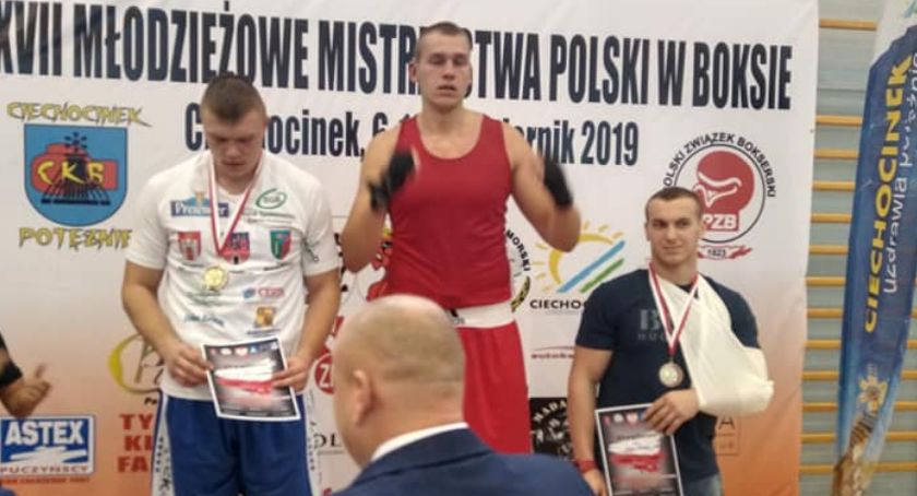 Bokserskie trofea dla KS Ziętek Team Kalisz w Młodzieżowych Mistrzostwach Polski w boksie olimpijskim