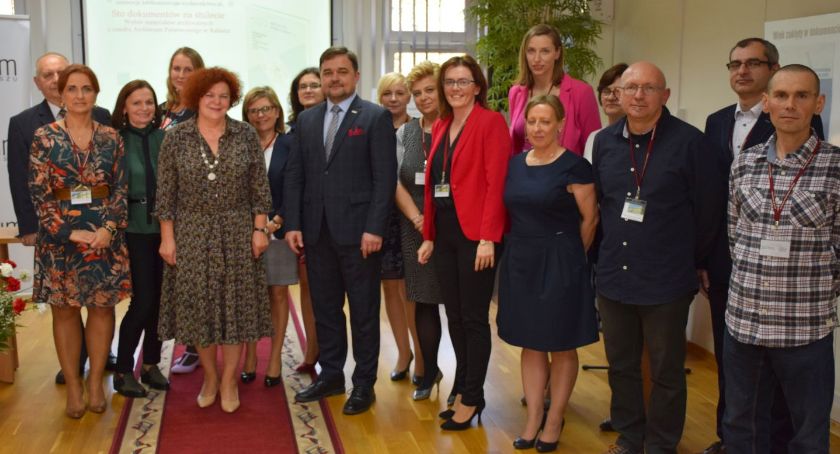 „Sto dokumentów na stulecie Wybór materiałów archiwalnych z zasobu Archiwum Państwowego w Kaliszu”